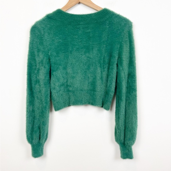 Aritzia Sunday Best Kitten V Neck Sweater - Green - Picture 7 of 9